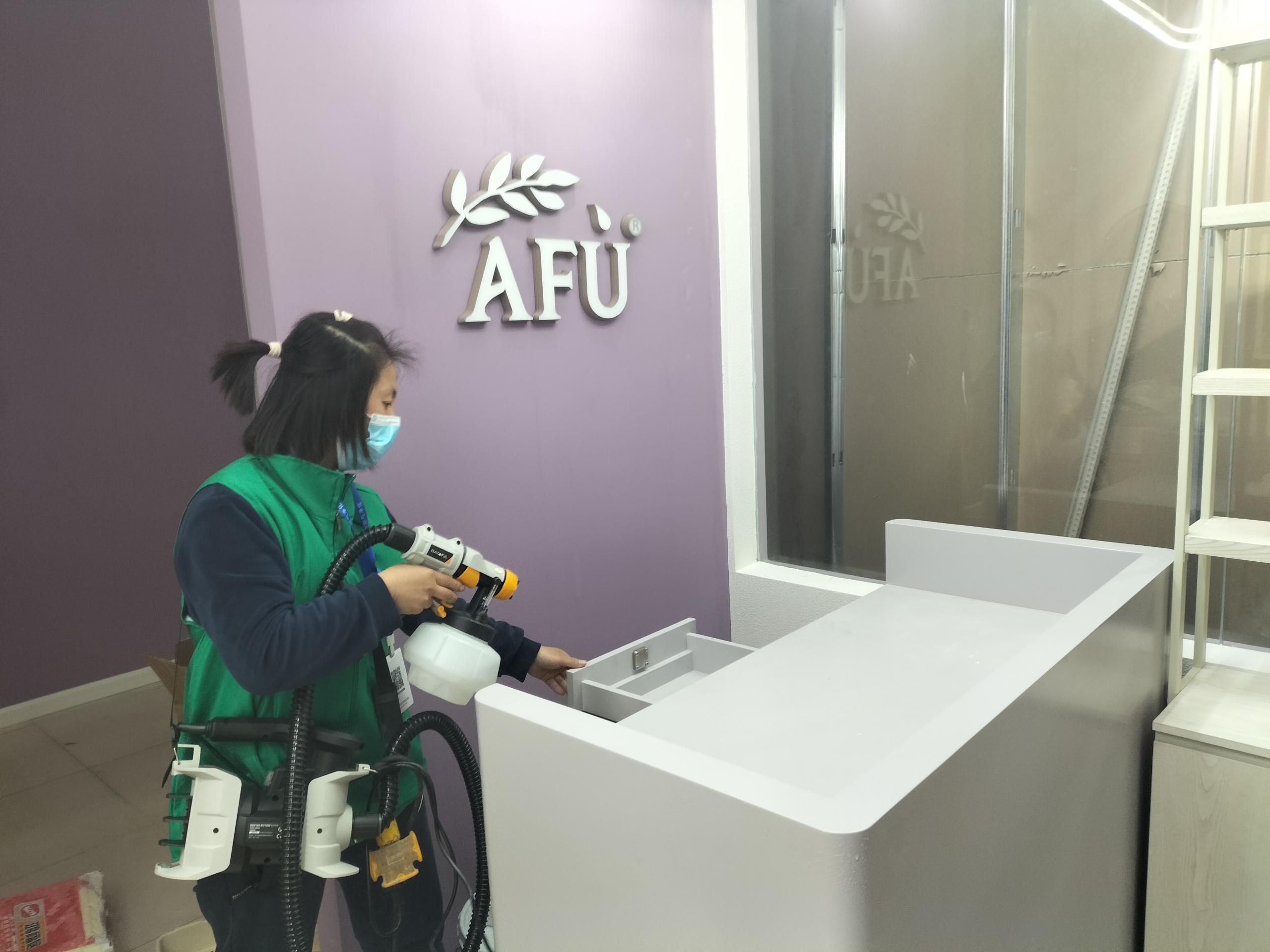 松溪青岛永旺广场三楼店铺除甲醛甲醛治理公司